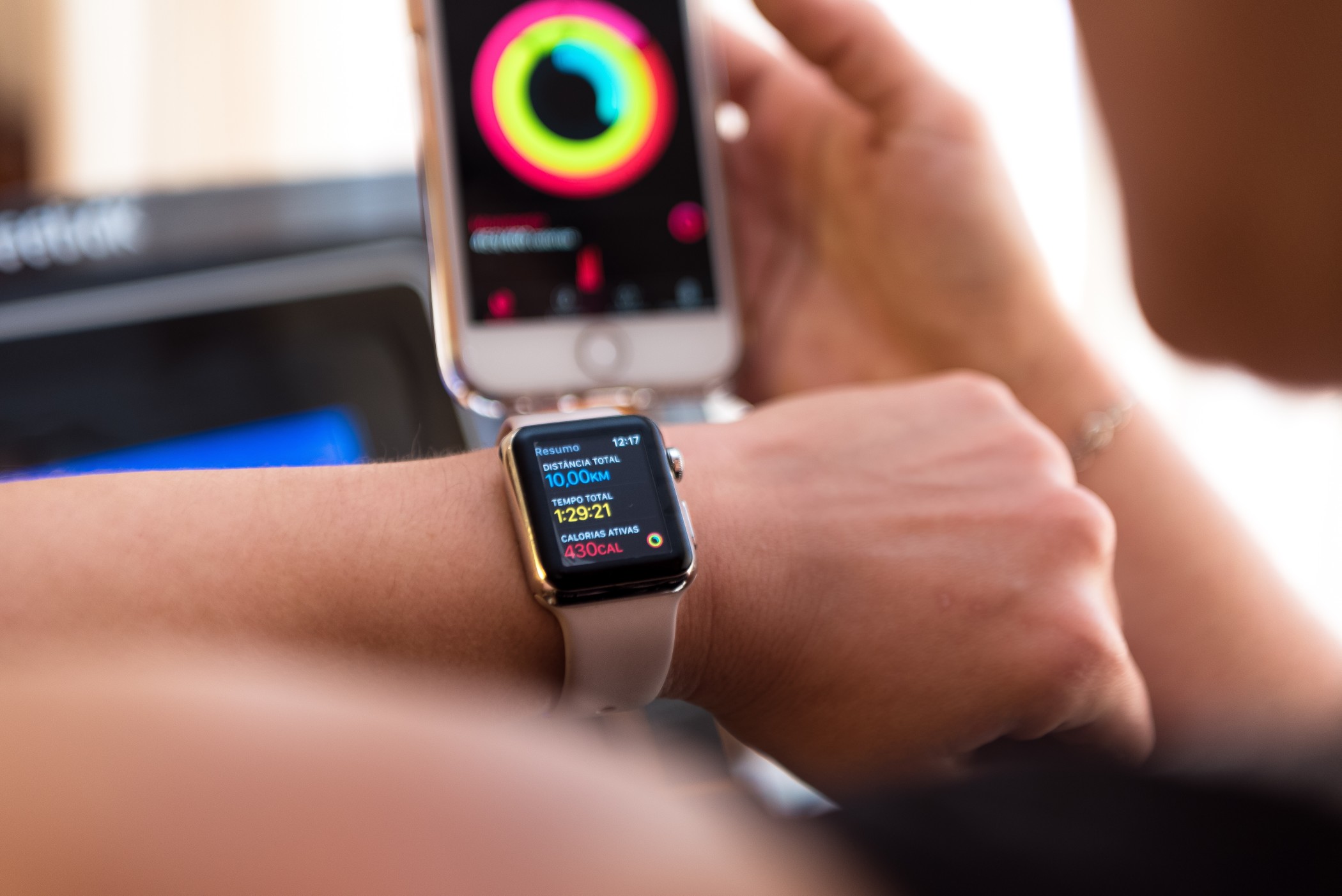 7 motive pentru a te antrena cu un ceas sport conectat