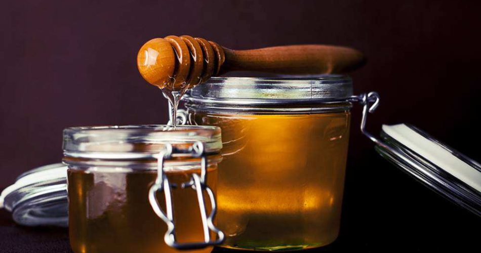Care sunt beneficiile mierii de Manuka?