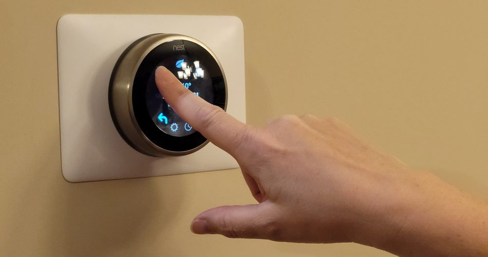 Care sunt avantajele instalării unui termostat