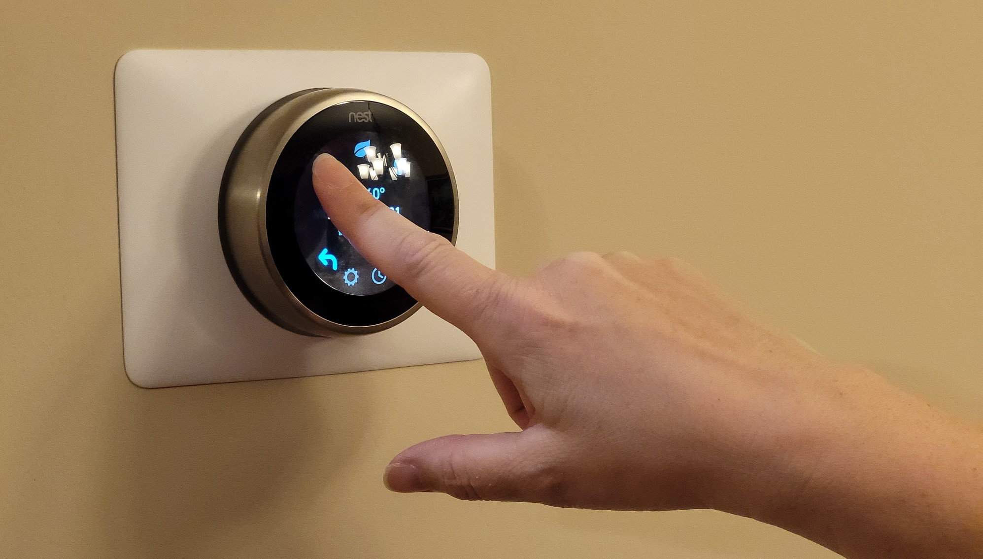 Care sunt avantajele instalării unui termostat