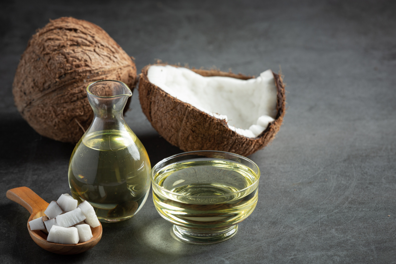 Care sunt beneficiile uleiului de cocos